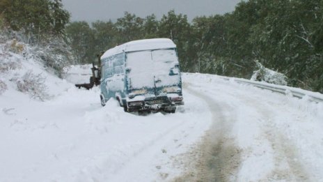 Временно спират товарните автомобили на ГКПП-Гюешево