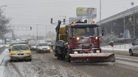 Градският транспорт в София се движи по разписание