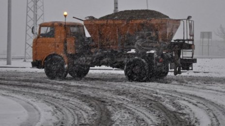 Пътищата са проходими при зимни условия