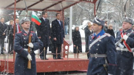 Плевнелиев пое президентската власт в свои ръце 