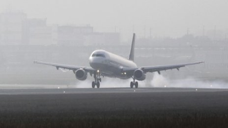 В Москва: Некачествен керосин предизвиква авария в самолетите