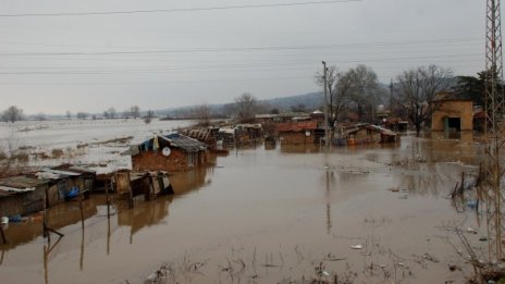 Италия и Полша оказват помощ на България