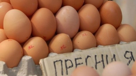 Месец преди Великден яйцата продължават да поскъпват