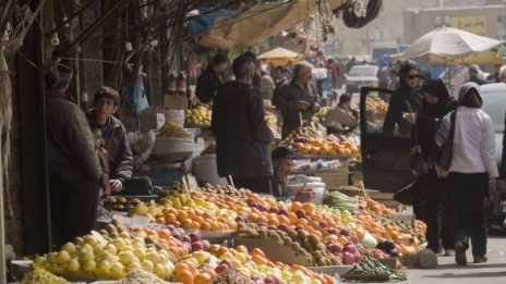 Иран вдига сумите, които всеки месец плаща на гражданите си