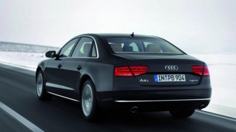 Audi показа A8 L Hybrid