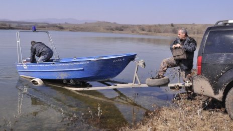 Извадиха над 2 км бракониерски мрежи от Жребчево