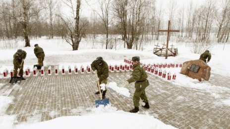 В Полша почитат паметта на жертвите от катастрофата край Смоленск 