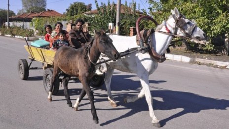 Момче с опасност за живота след катастрофа в Сливенско