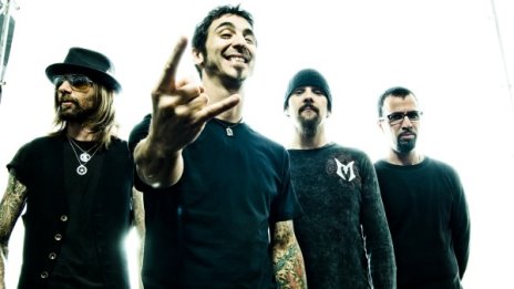 Godsmack стартираха Mass Chaos Tour