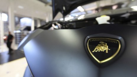 И Lamborghini пуска собствен луксозен джип 