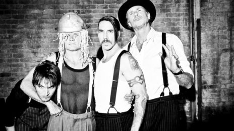 Вечер на Red Hot Chili Peppers в София