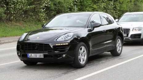 Показаха по-малкото братче на Porsche Cayenne