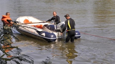 Труп на мъж изплува от река Марица