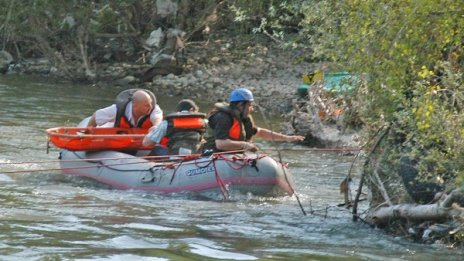 Дете се удави в напоителен канал в сливенско село