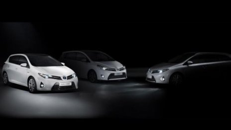 Toyota пуска Auris комби 