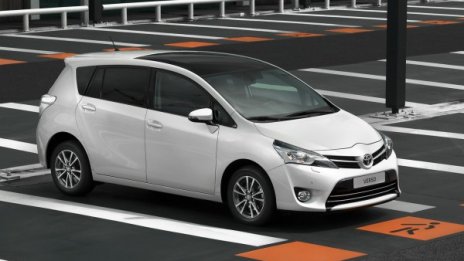 470 промени за Toyota Verso