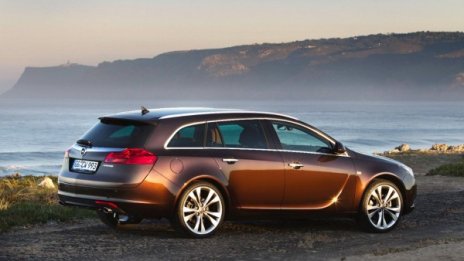 Opel Insignia - най-добрият употребяван автомобил в средния клас