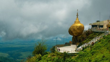 Златният камък в Мианмар