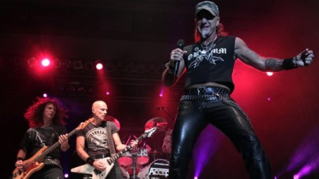 Метъл величието Accept отнесе "Универсиада"