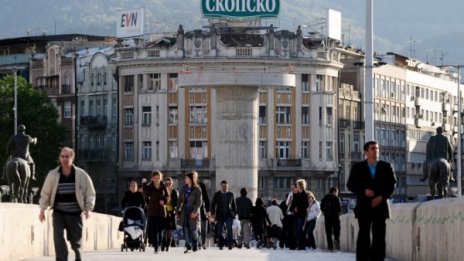 Засилената комуникация ще увеличи доверието между Скопие и София 