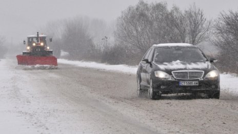 Пътищата са проходими при зимни условия 