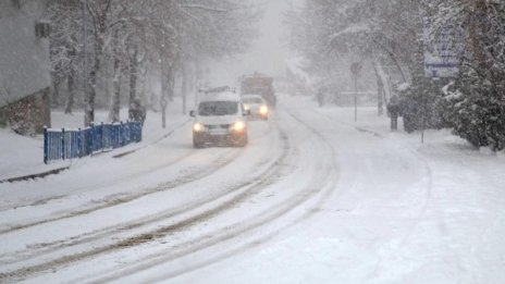 Код оранжево заради силен снеговалеж 