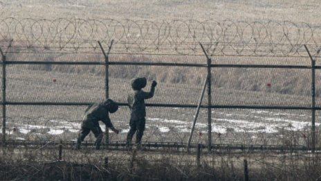 Пхенян заплаши Южна Корея с "окончателно унищожение"