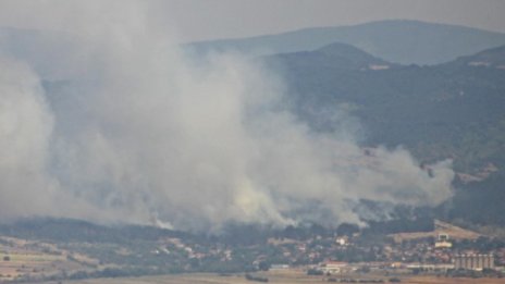 Няма опасност за къщите и хората в Локорско, успокоява Фандъкова