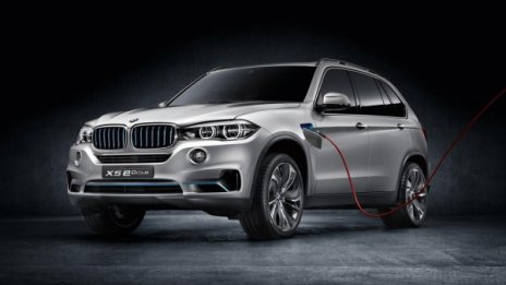 Хибридно BMW X5 пристига във Франкфурт