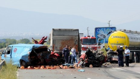 Тираджията, убил двама край Яна, остава на топло