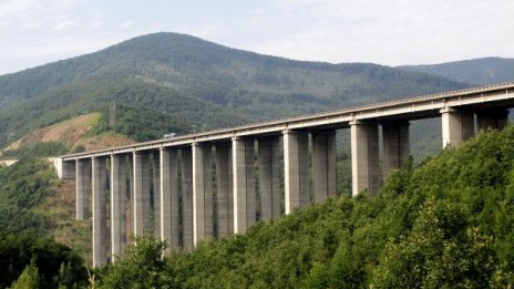 Ремонтите по аутобаните да се ускорят, заръча Михалевски