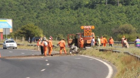 Улесняват движението в района на виадукт "Елешница" 