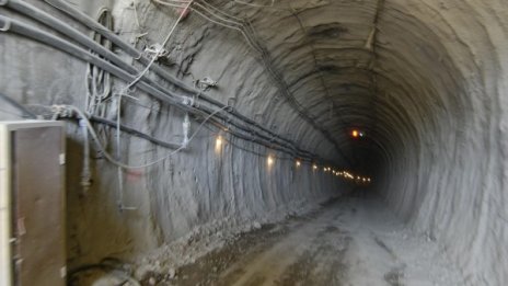 Втори ден протестират миньорите в Перник