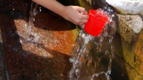 Спират водата в два столични квартала 