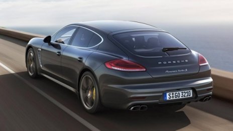 Porsche показа най-бързата версия на Panamera