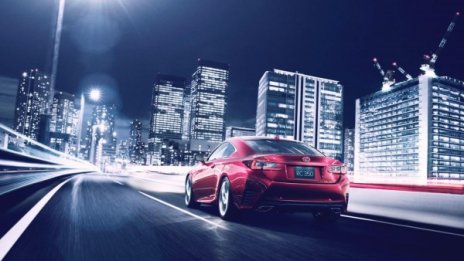 Това е купето Lexus RC