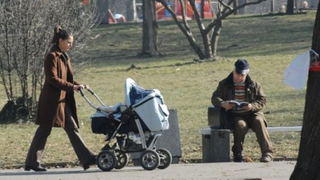 Слънчева събота обещават синоптици