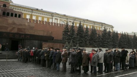 "Червеният площад не е място за гробище"