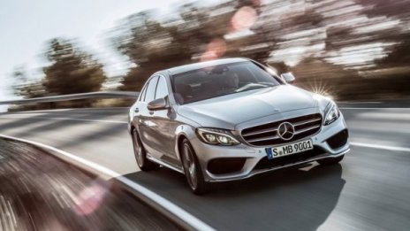 Mercedes C-Class ще предлага избор от 12 двигателя