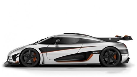 Koenigsegg разкри суперколата One:1