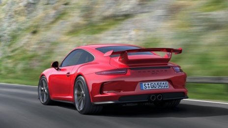 Porsche откри причината за пожарите при 911 GT3