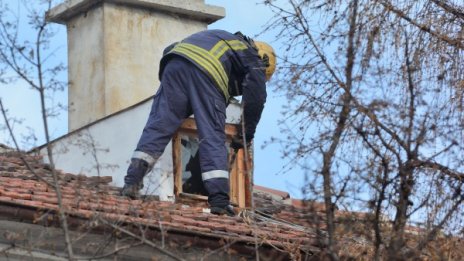 Възрастна жена загина при пожар в село край Котел