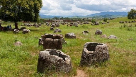 Равнината на каменните делви в Лаос 