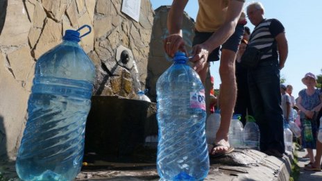 Водата в 4 селища в Монтанско е негодна за пиене