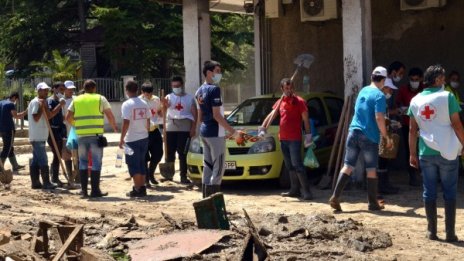 Тежка остава ситуацията на ул. "Моряшка" и "Горна студена" във Варна