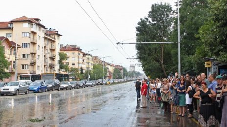 Градският транспорт в София се движи по нормалните си маршрути