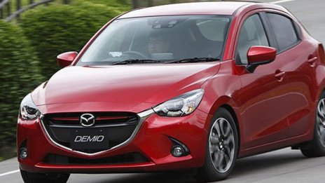 Първи снимки на новата Mazda2