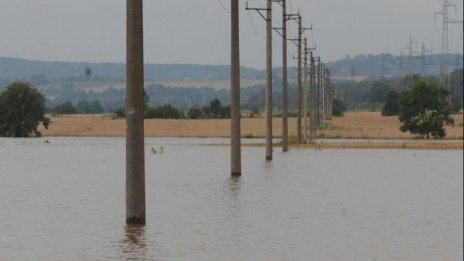 Порой отново наводни улици и имоти в Добрич