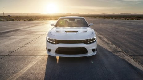 Dodge разкри най-бързия и най-мощен седан в света