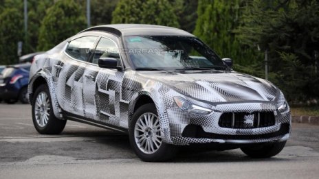 Maserati тества кросовъра Levante